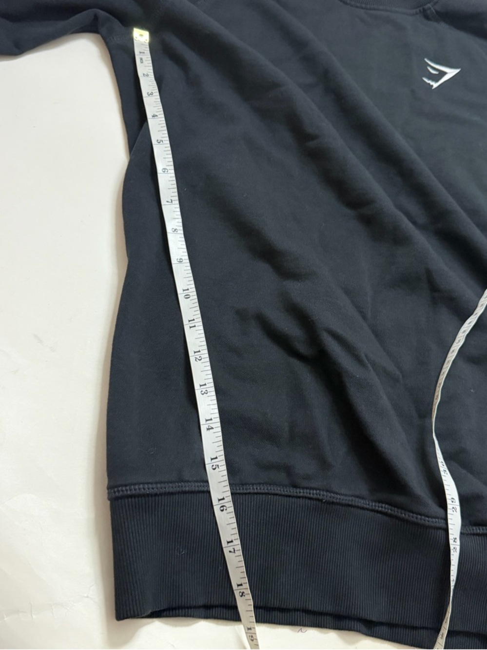 Gymshark - Relaxed Cotton Logo Pullover Crewneck Sweatshirt - Picture 6 of 9